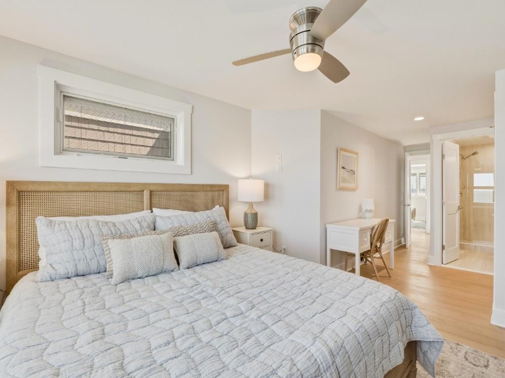 1100 N Bay Avenue, Beach Haven (Bay Front)