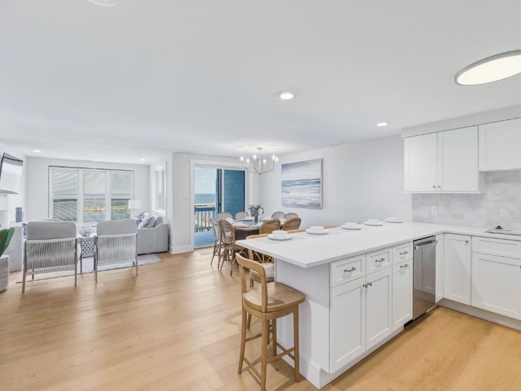 1100 N Bay Avenue, Beach Haven (Bay Front)