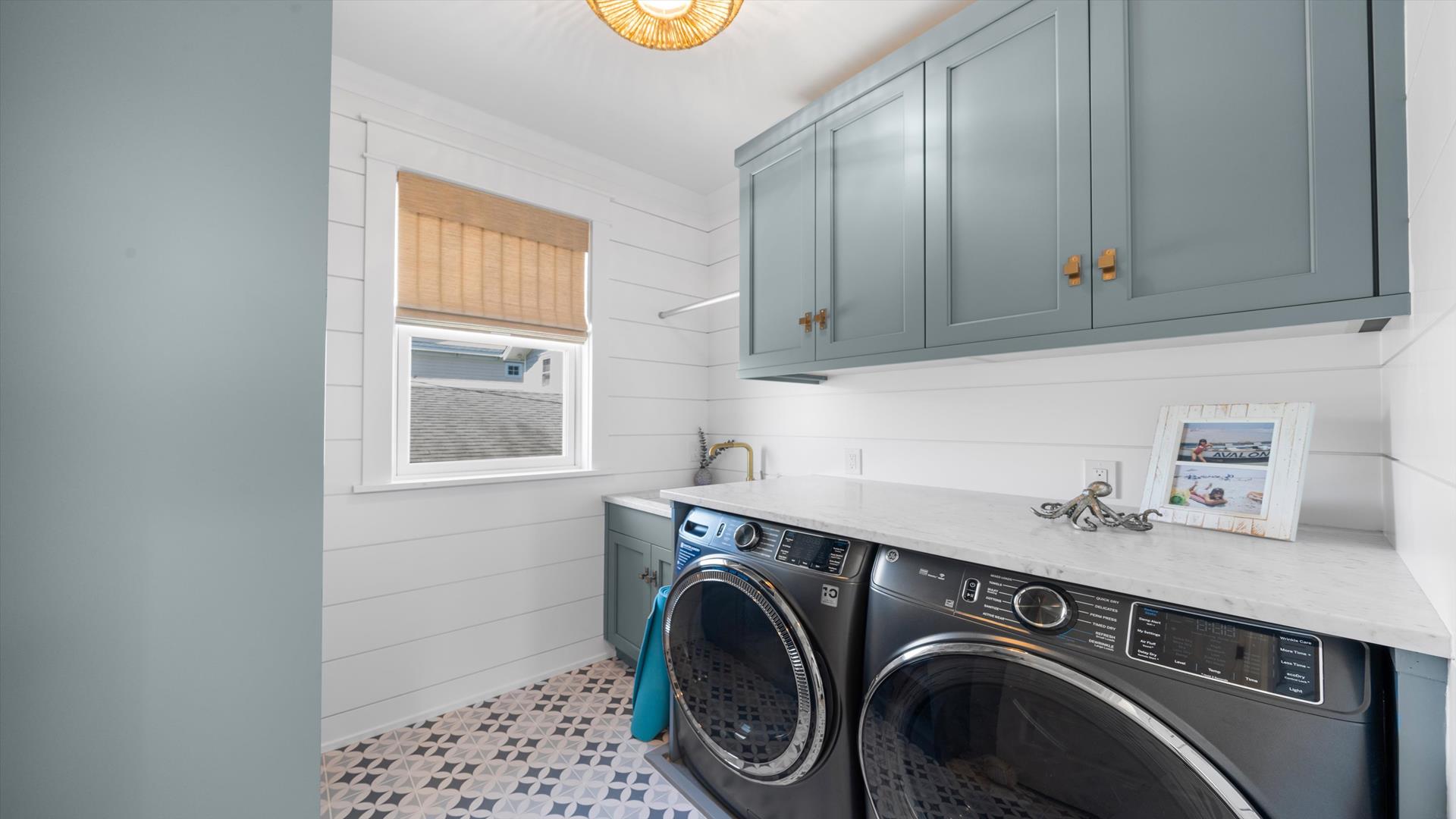 400 104th Street, Stone Harbor (Bay Front)