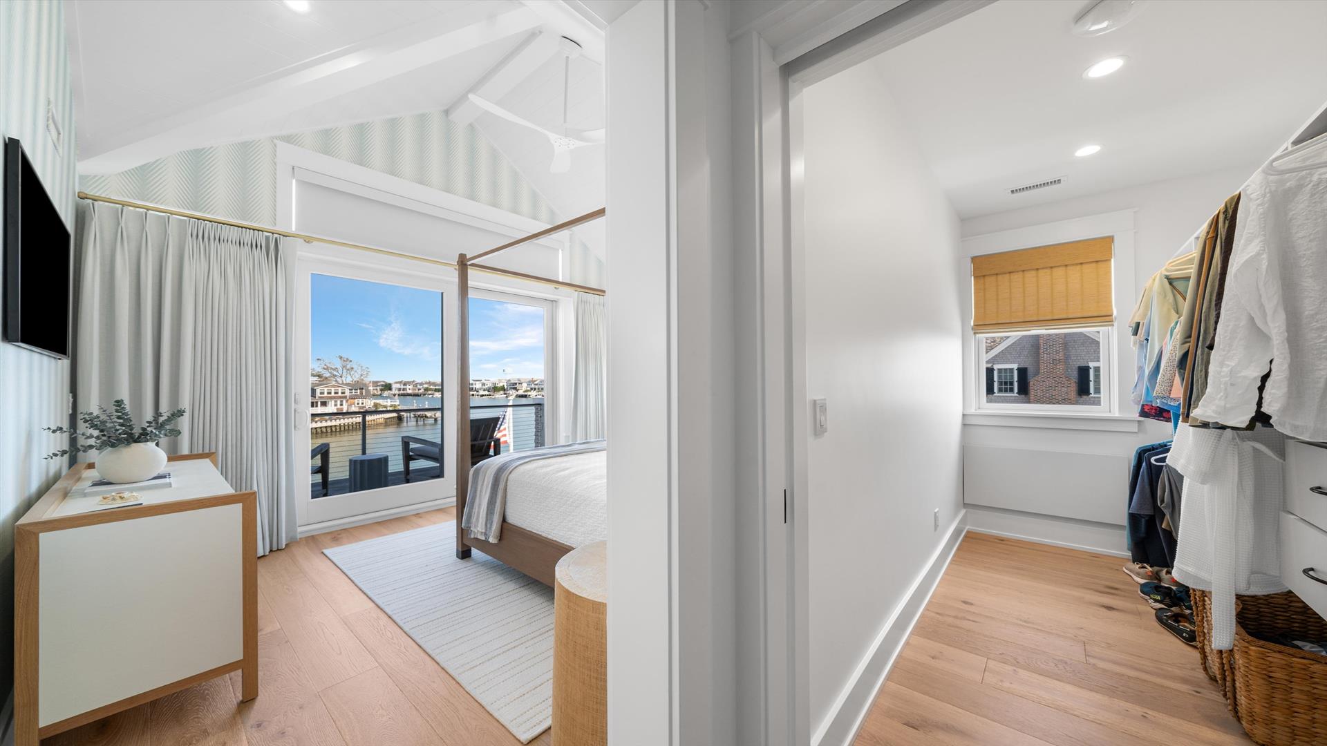 400 104th Street, Stone Harbor (Bay Front)