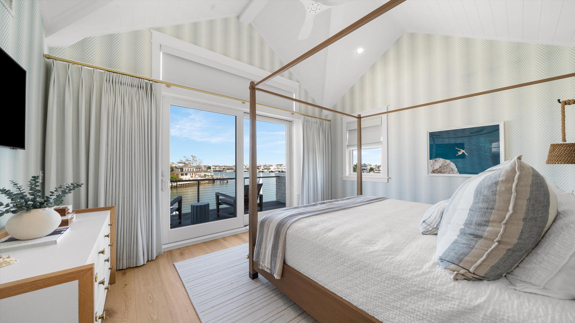 400 104th Street, Stone Harbor (Bay Front)