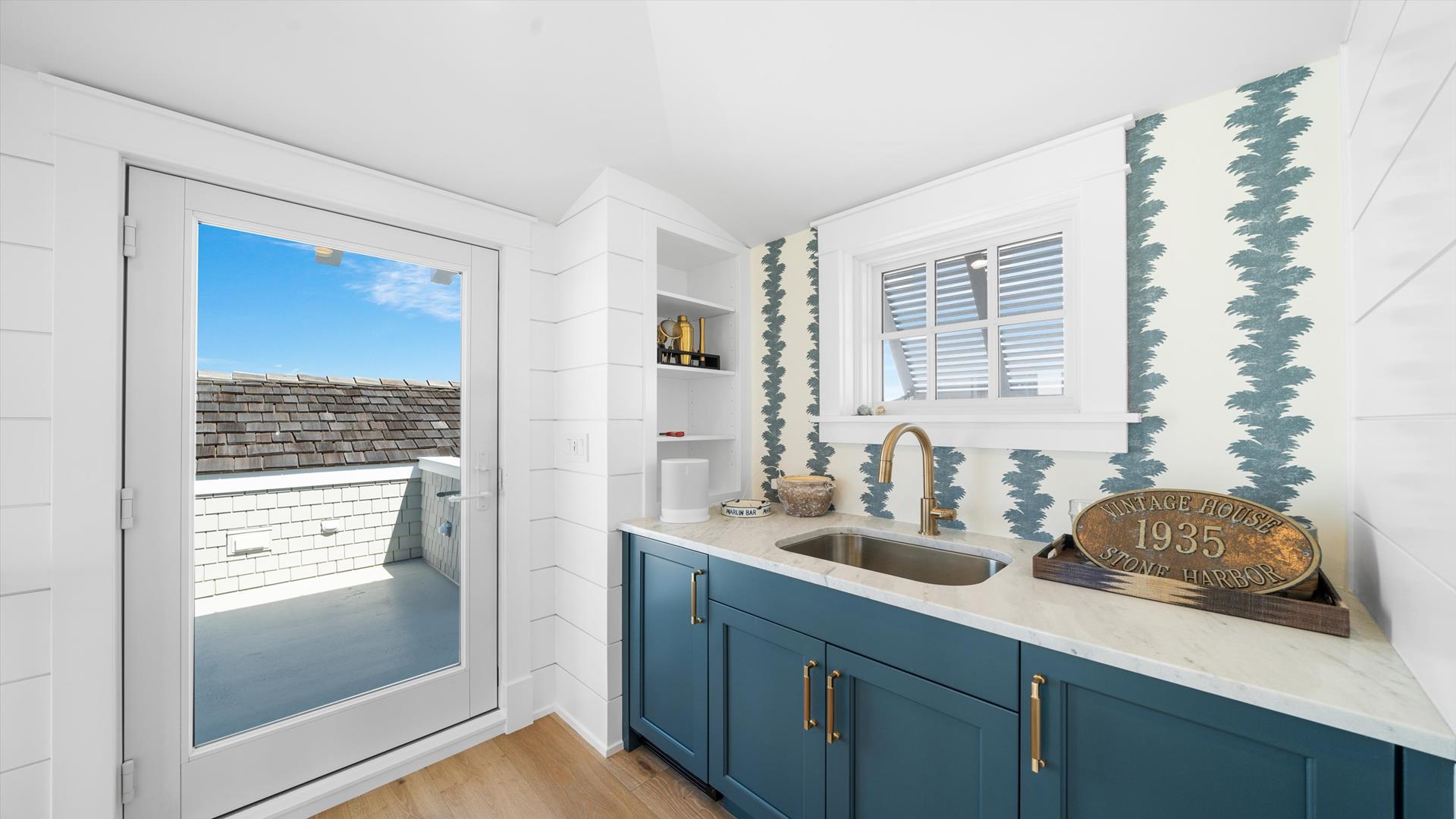 400 104th Street, Stone Harbor (Bay Front)