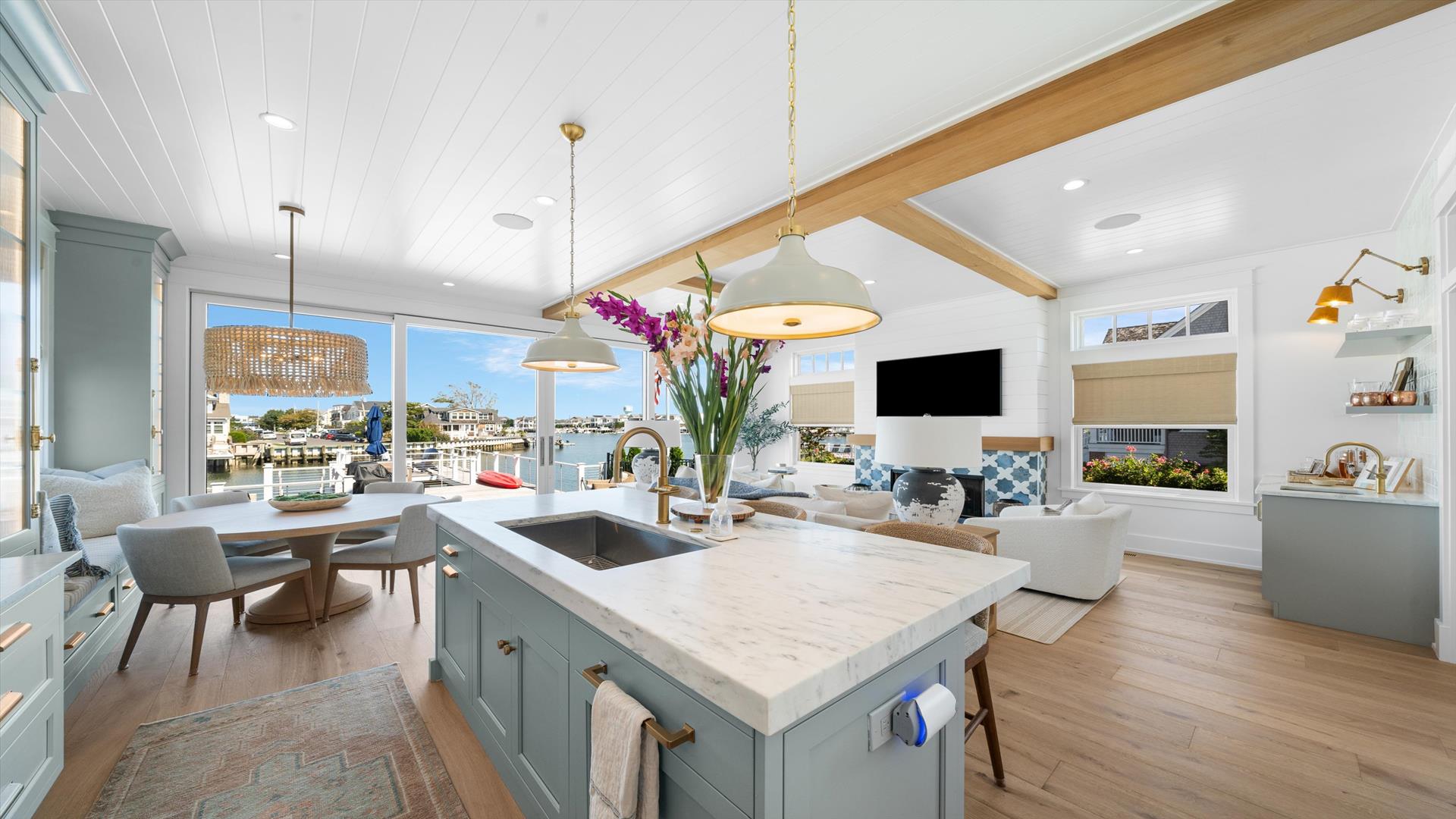 400 104th Street, Stone Harbor (Bay Front)