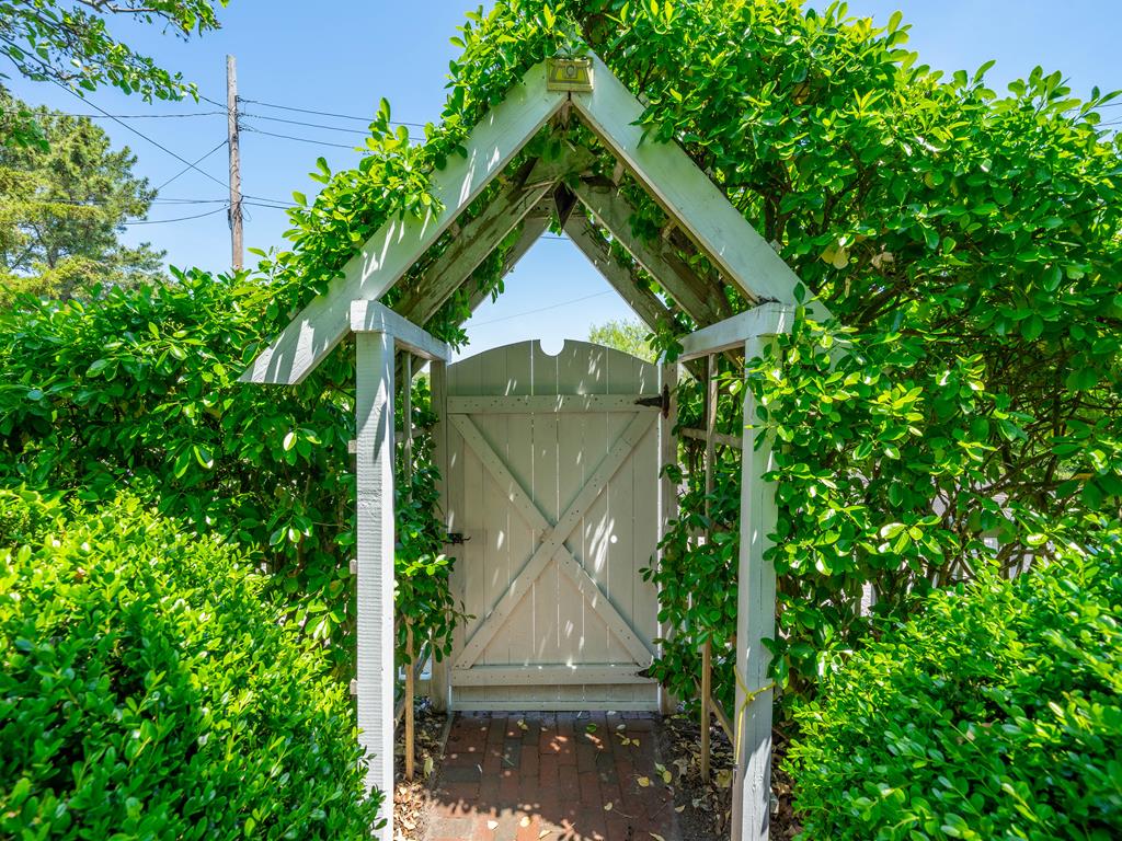 308 Lighthouse Avenue | Photo 3