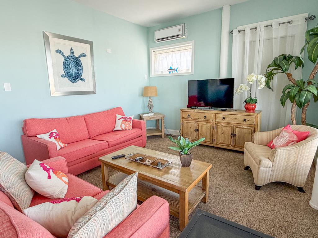 Marina Views! - 1 Bedroom - Pet Friendly! | Photo 3