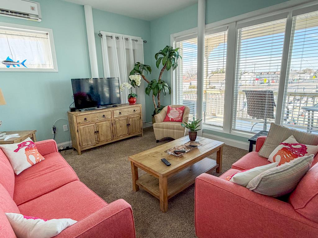 Marina Views! - 1 Bedroom - Pet Friendly! | Photo 4