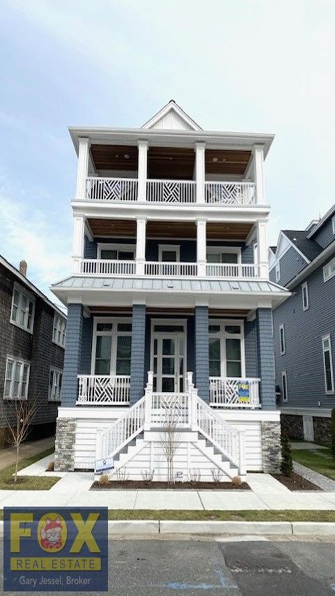 909 Brighton Pl, Ocean City