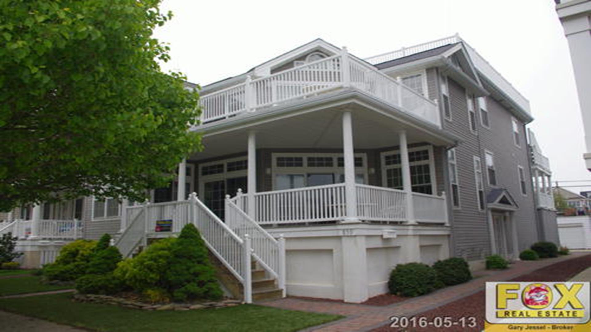859 St Charles Place, Ocean City
