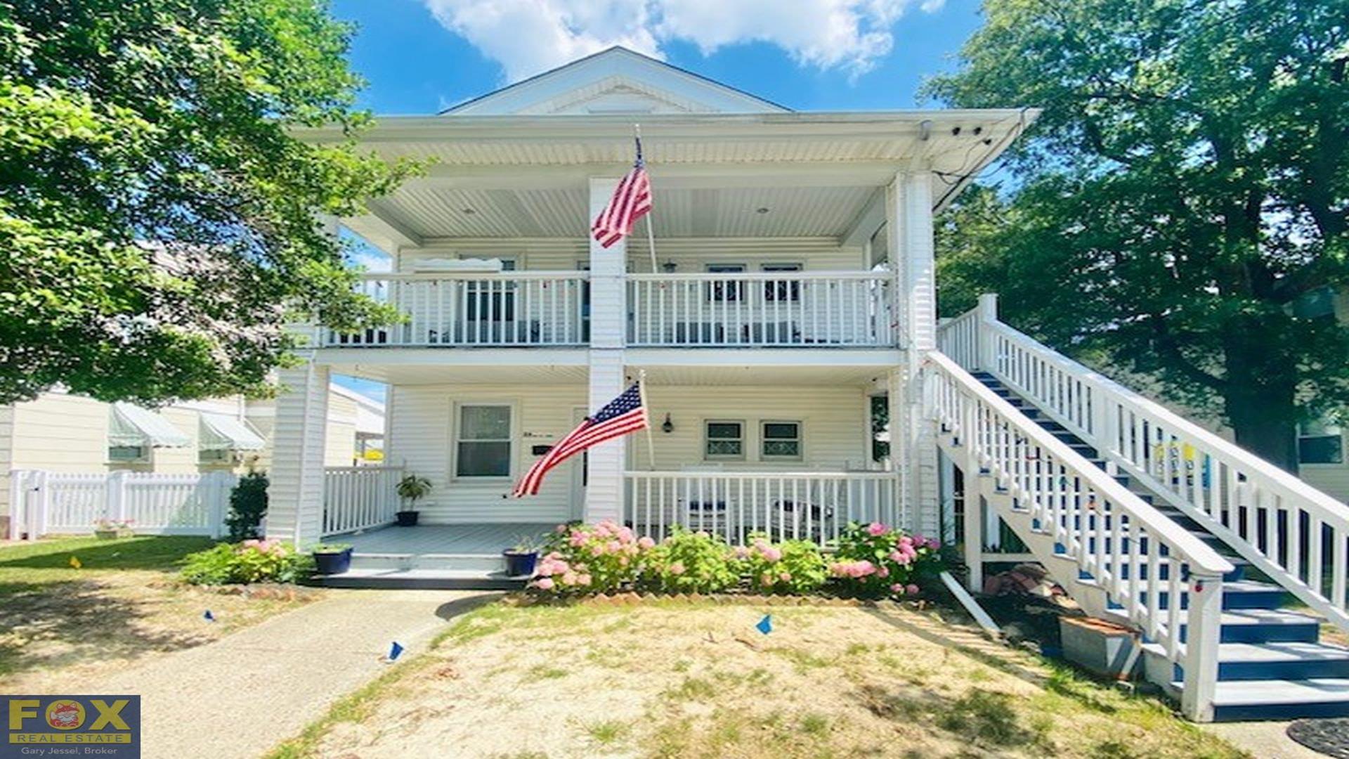 25 Wesley Ave., Ocean City