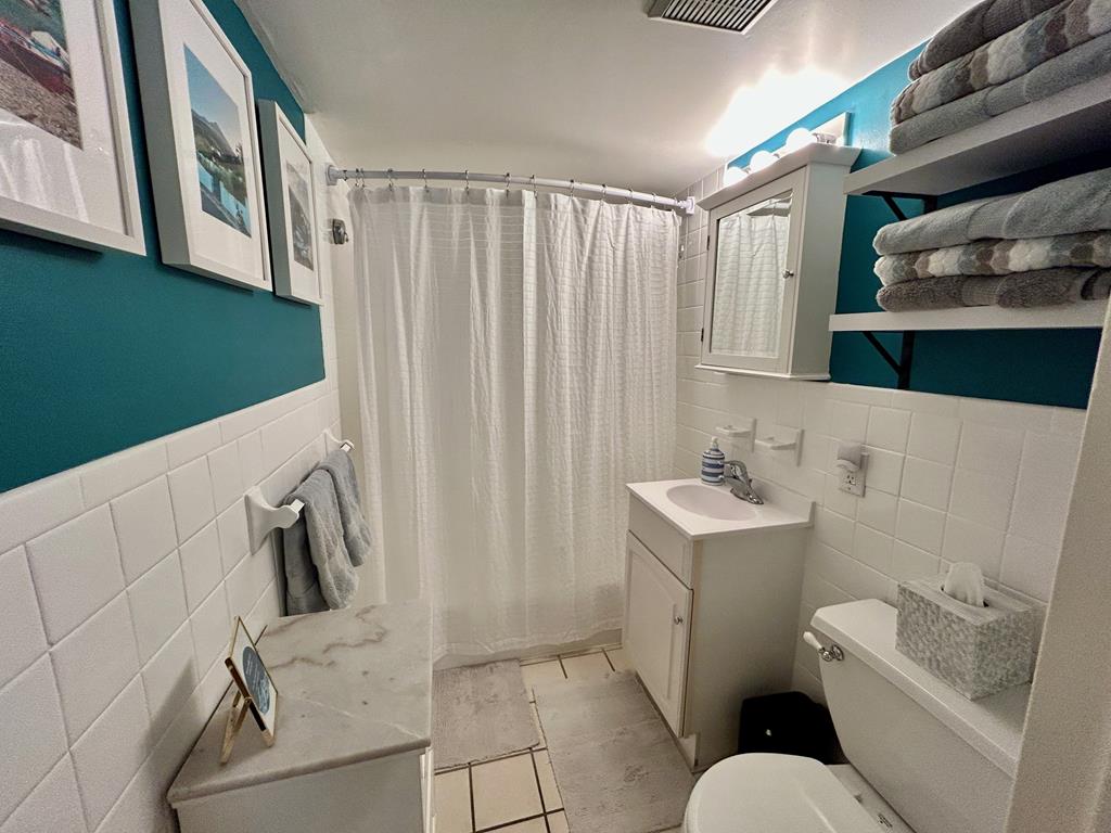 8401 Atlantic Avenue, Wildwood Crest (Wildwood Crest Beach Block)