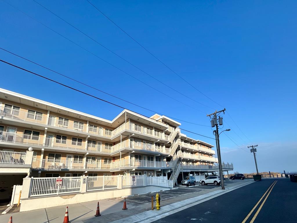 8401 Atlantic Avenue, Wildwood Crest (Wildwood Crest Beach Block)