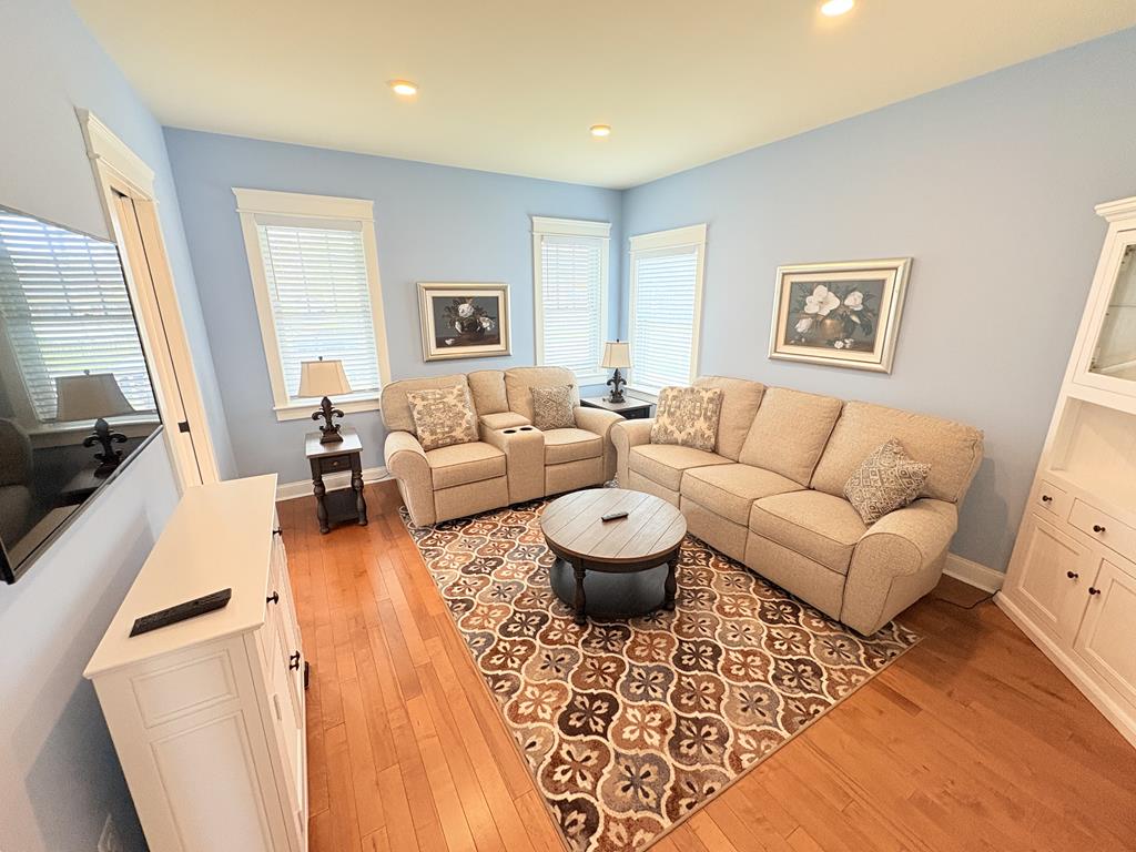 1039 Ohio Ave - 3 Bedroom House with Pool! | Photo 18