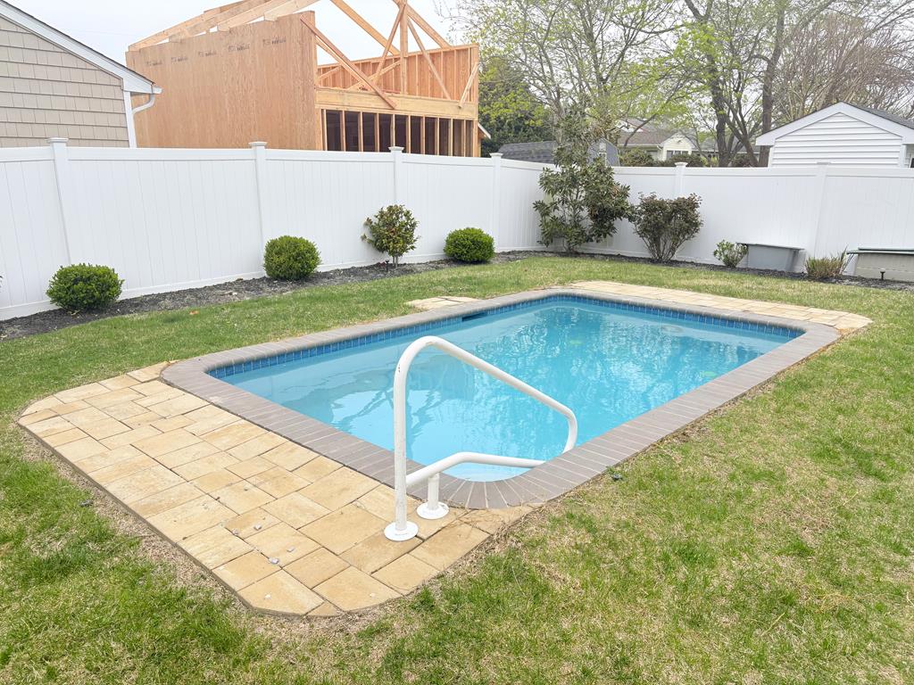 1039 Ohio Ave - 3 Bedroom House with Pool! | Photo 34