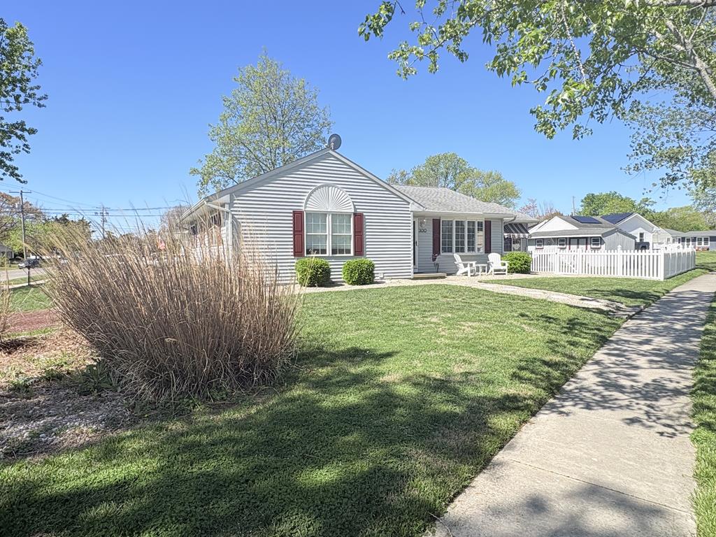 Bayside Escape - Sleeps 11 | Photo 3