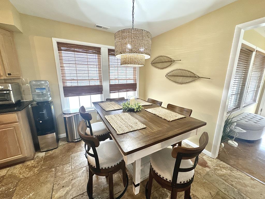 Bayside Escape - Sleeps 11 | Photo 12