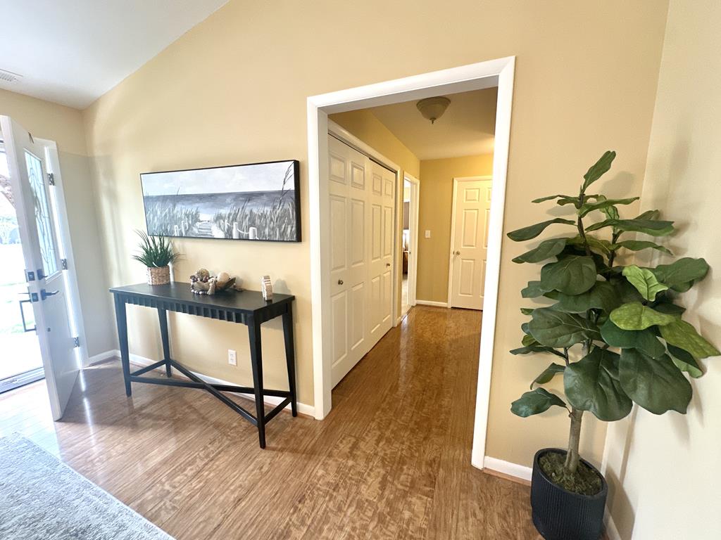 Bayside Escape - Sleeps 11 | Photo 17