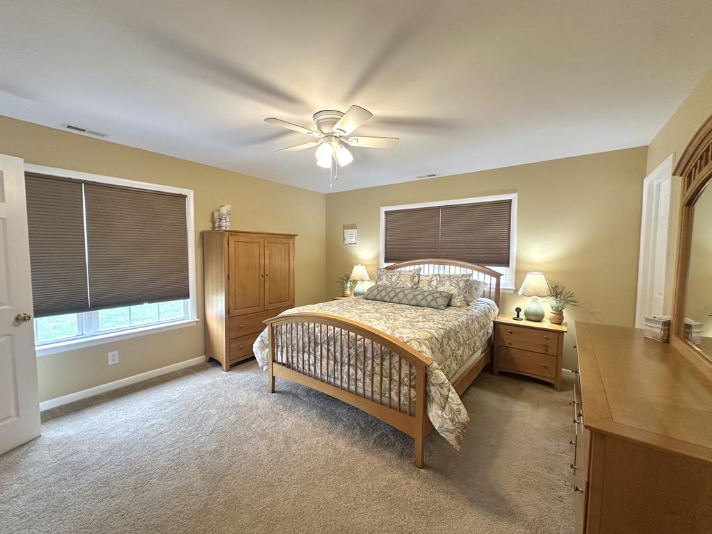 Bayside Escape - Sleeps 11 | Photo 18