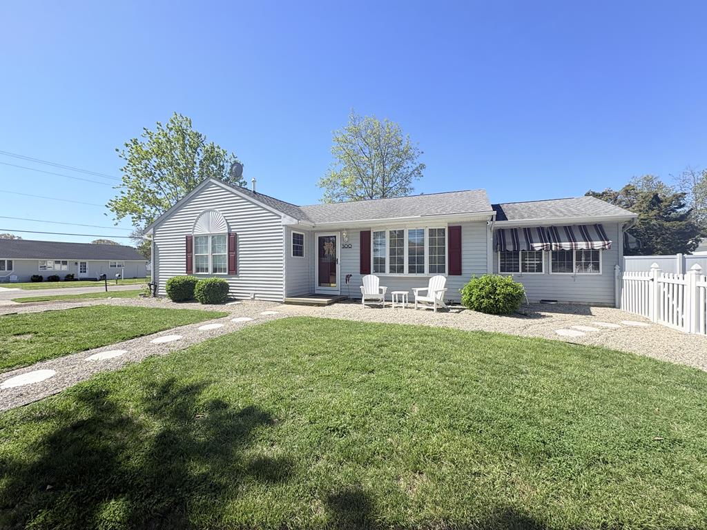 Bayside Escape - Sleeps 11 | Photo 4