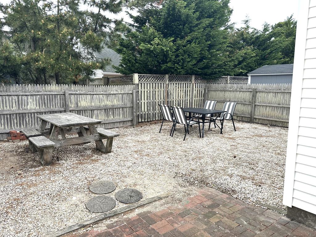 107 E. Seabreeze Drive, Peahala Park (Ocean Block)