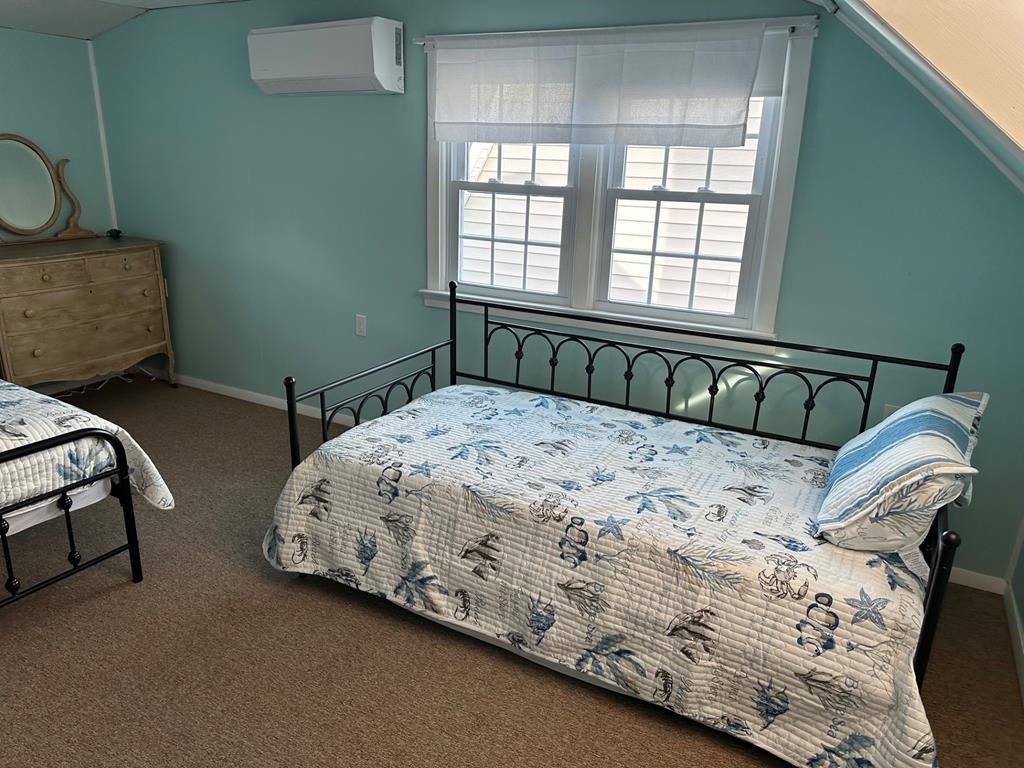 107 E. Seabreeze Drive, Peahala Park (Ocean Block)