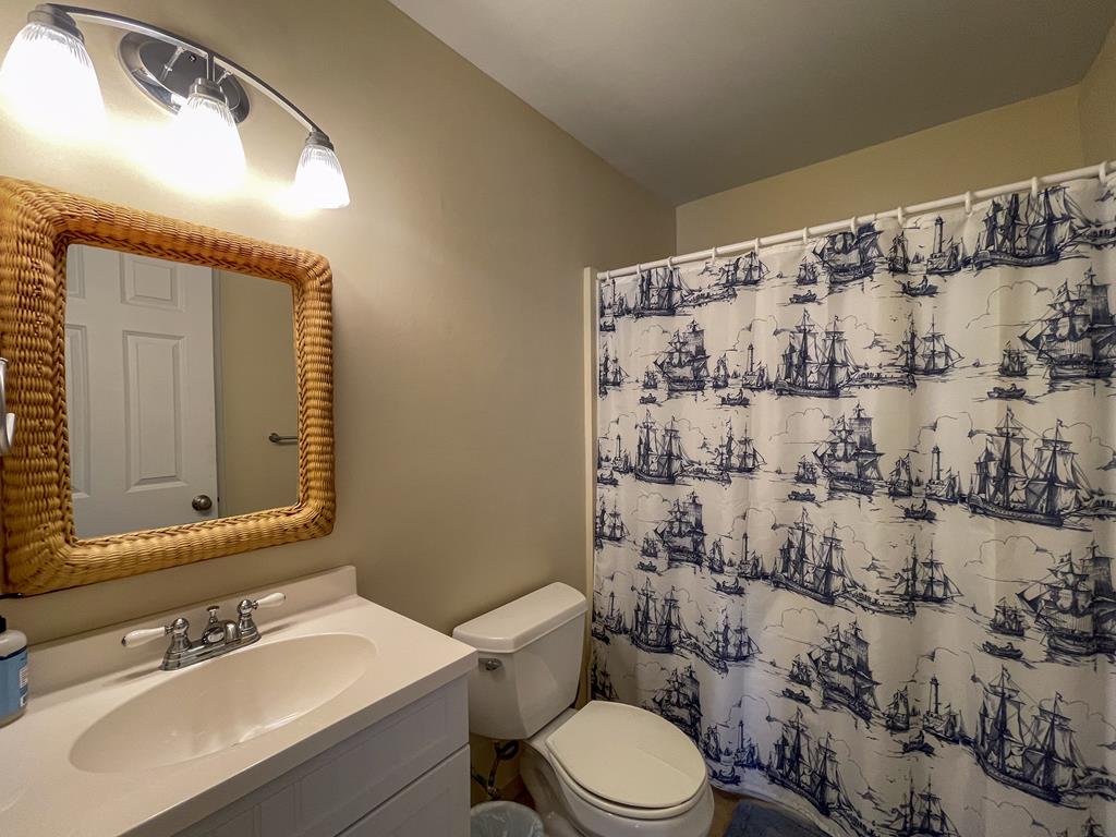 Illinois Avenue Hideaway | Photo 15