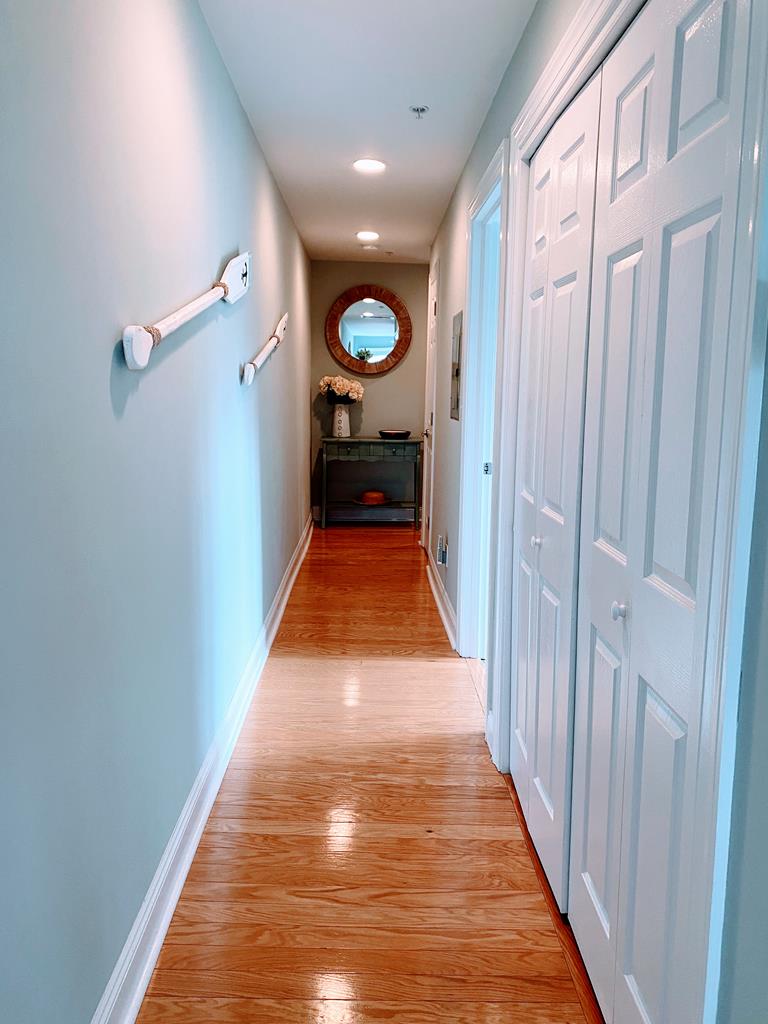 Newly updated 2 Bedroom Condo - 3 Blocks to Beach | Photo 15
