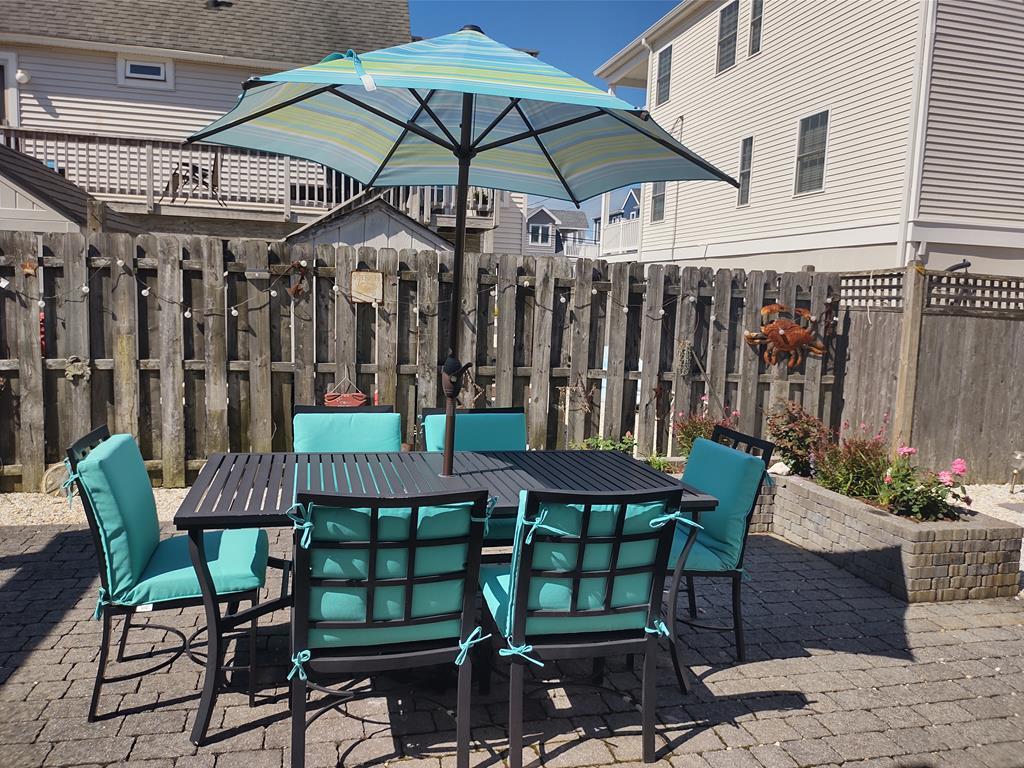 26 W Oceanview Drive (91st), Peahala Park (Bay Side)