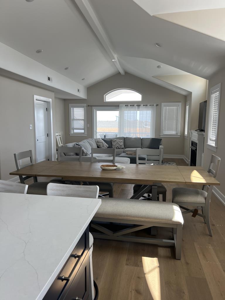 202 39th Street - Picture 