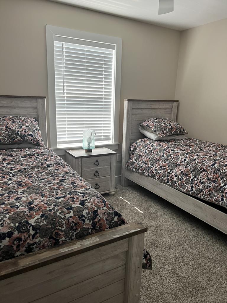 202 39th Street - Picture 