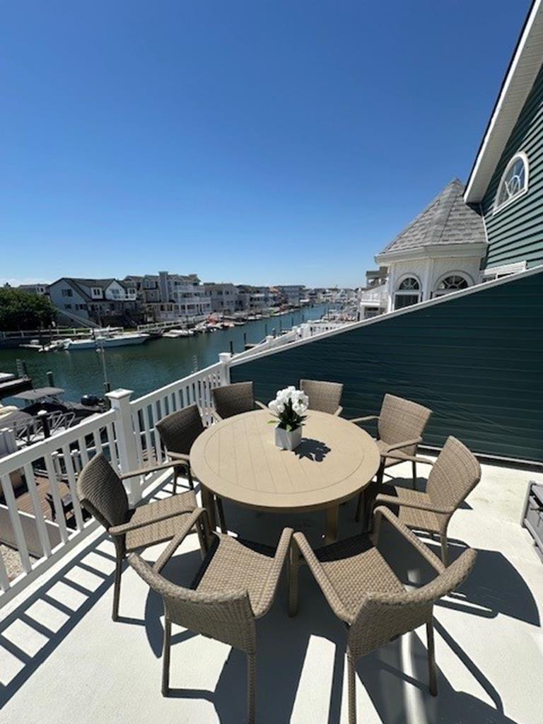 306 44th Street - Picture 