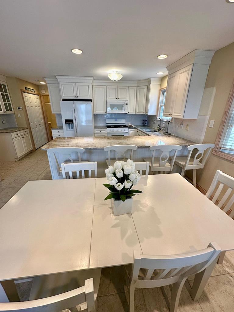 306 44th Street - Picture 