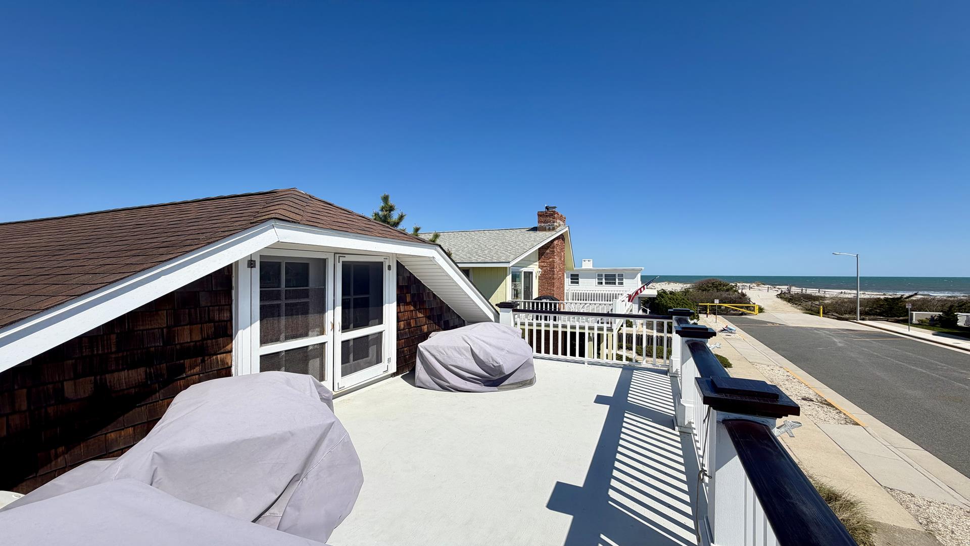 8 102nd Street, Stone Harbor (Beach Block) - Picture 2