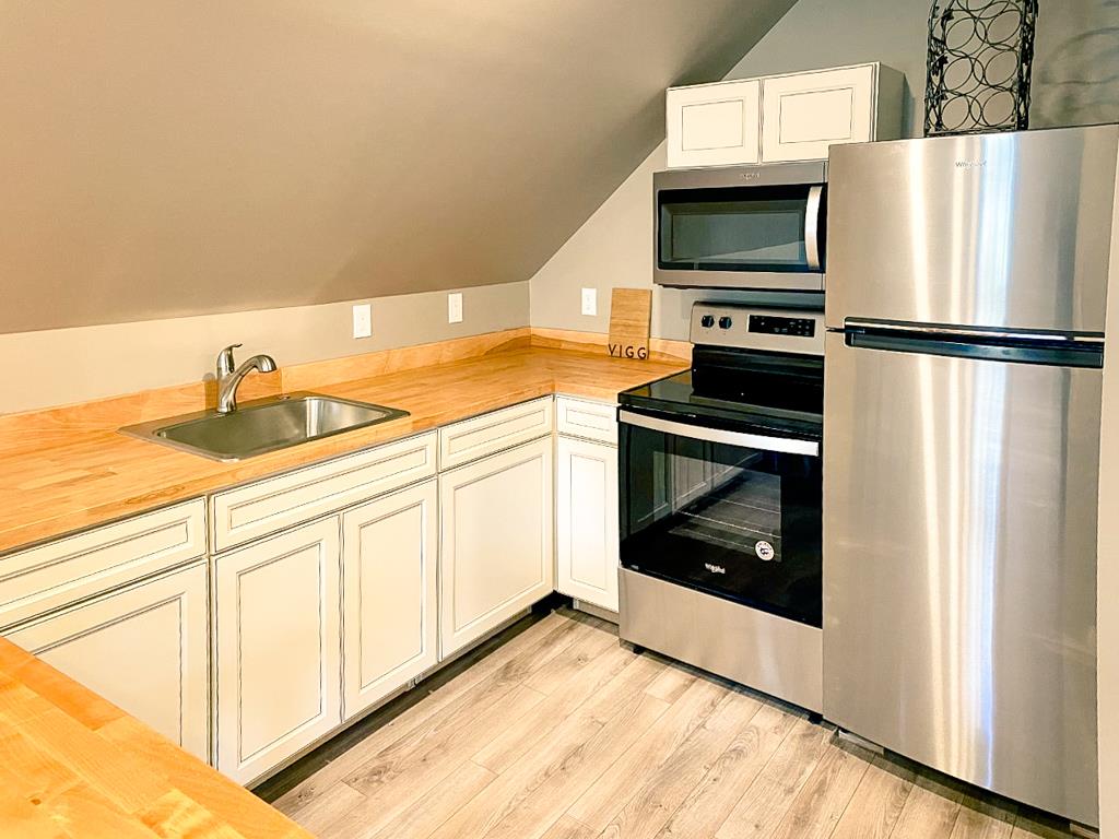 685 Socs Lane Garage Apt | Photo 5