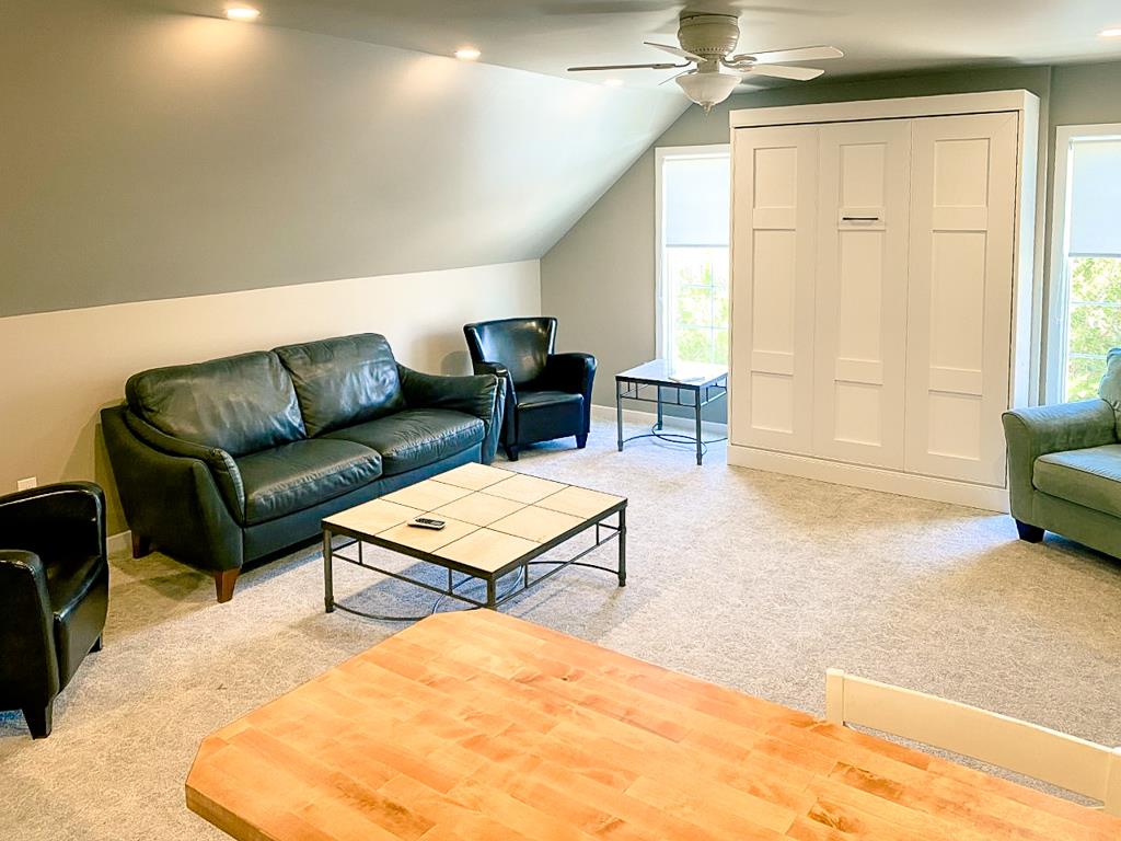 685 Socs Lane Garage Apt | Photo 7