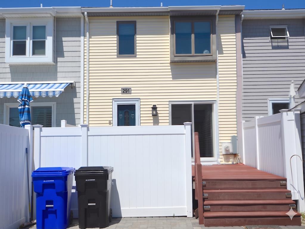 291 80th Street | Photo 3