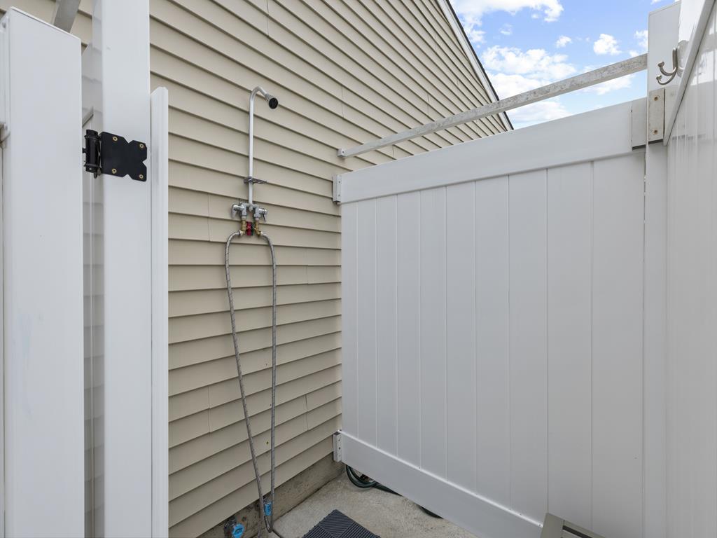Shadeland by the Bay | Photo 26