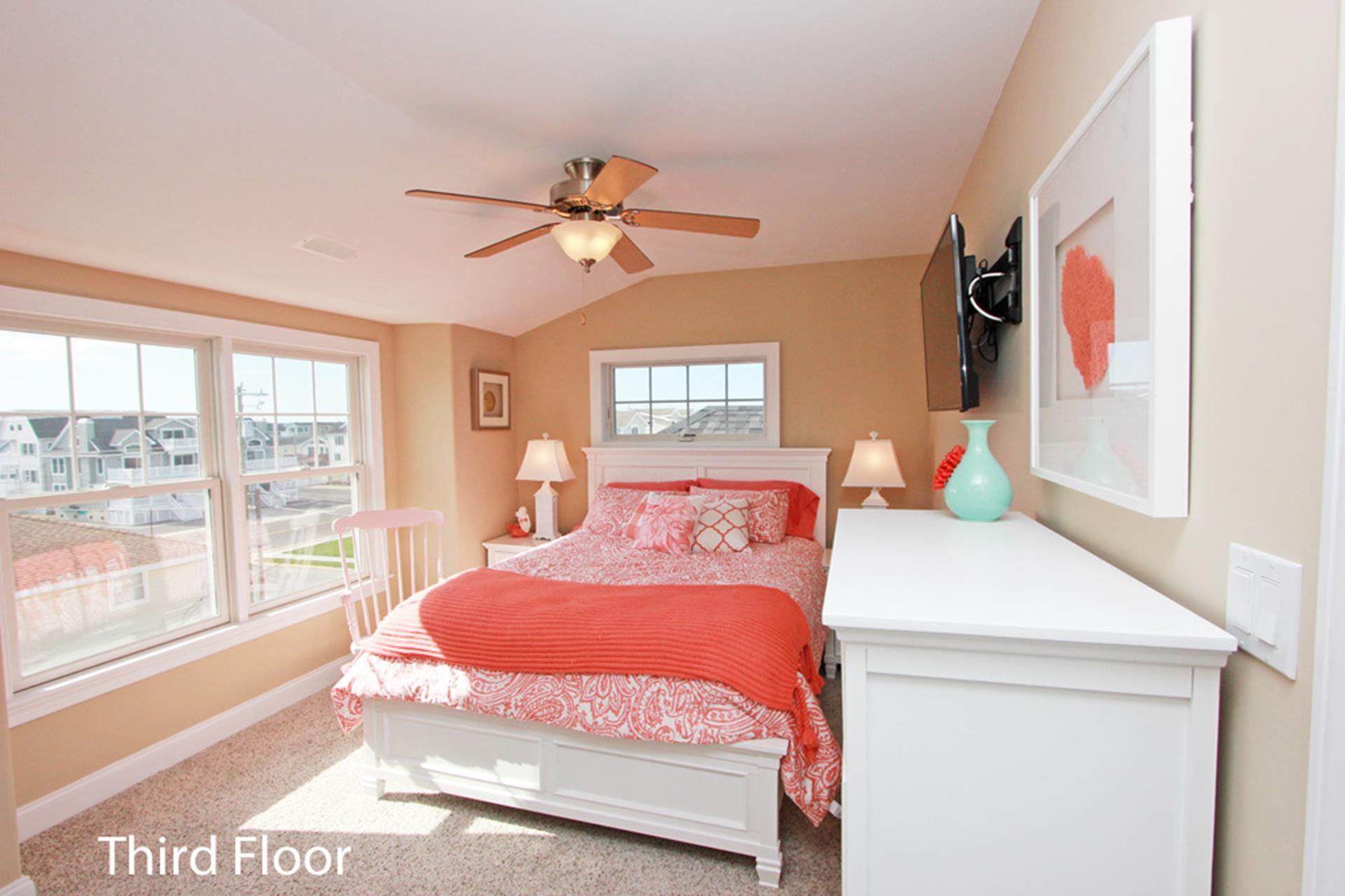 623 21st Street, Avalon (Mid-Island)
