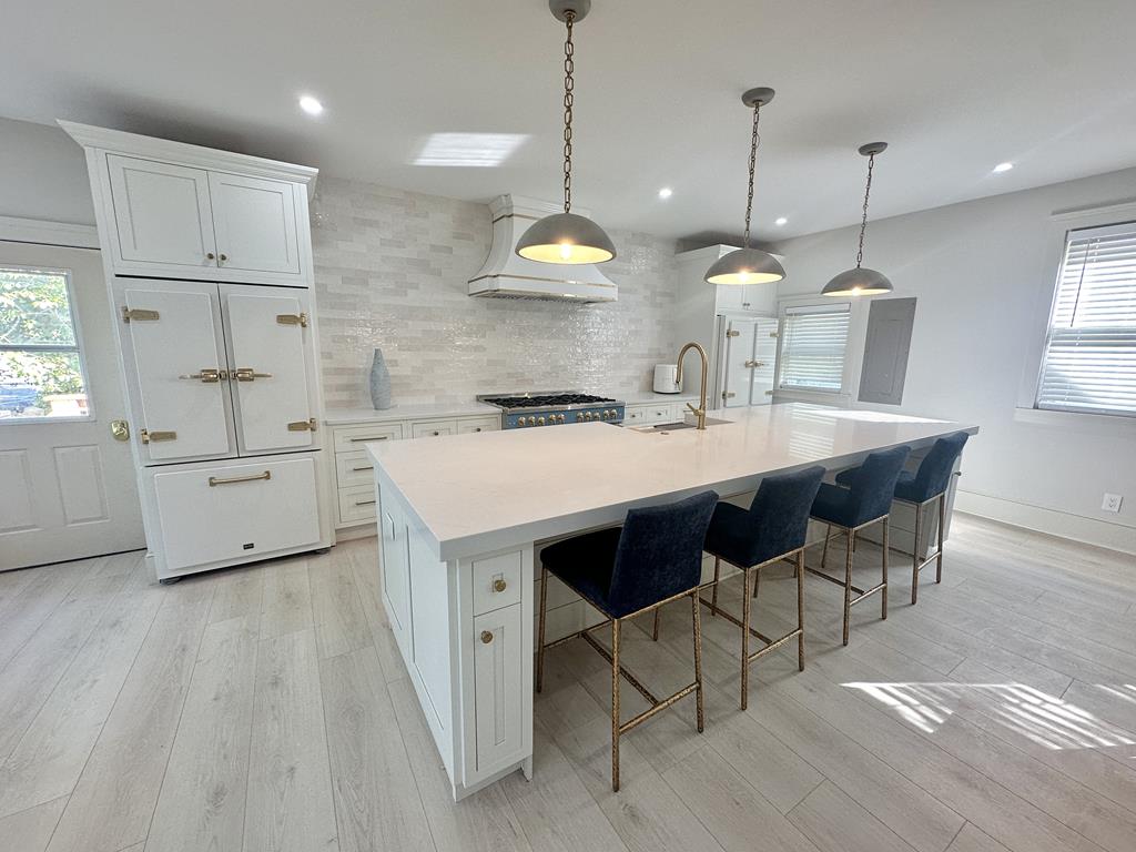 The Sweet Spot - Renovated in the Center of Town! | Photo 4