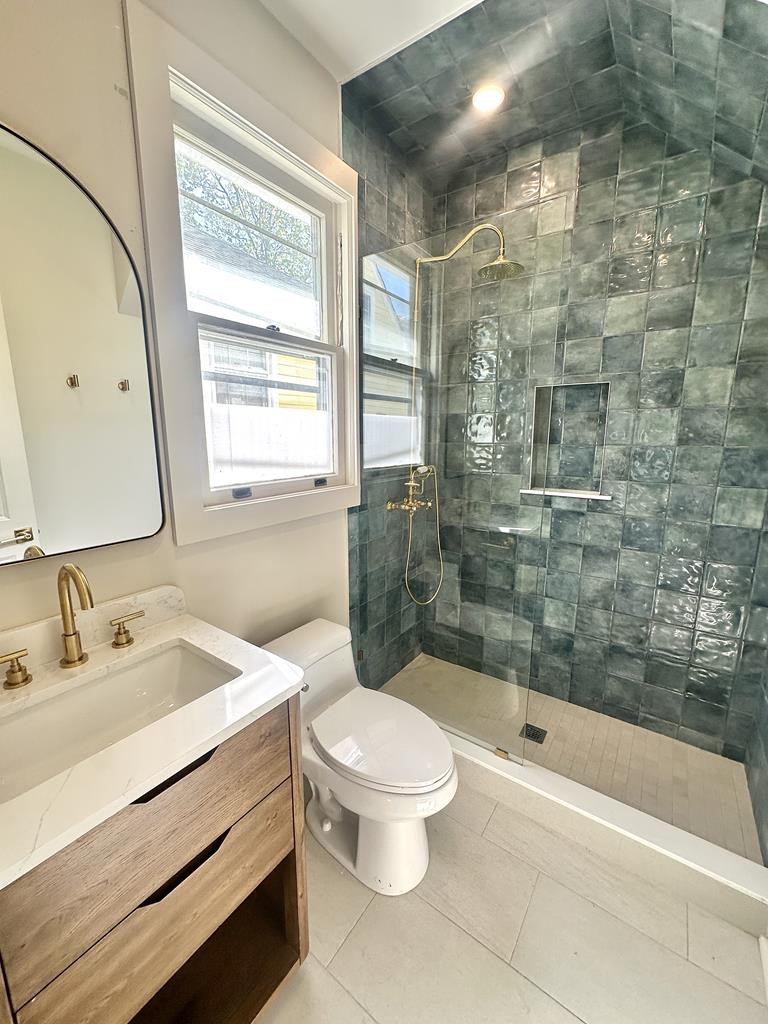 The Sweet Spot - Renovated in the Center of Town! | Photo 11