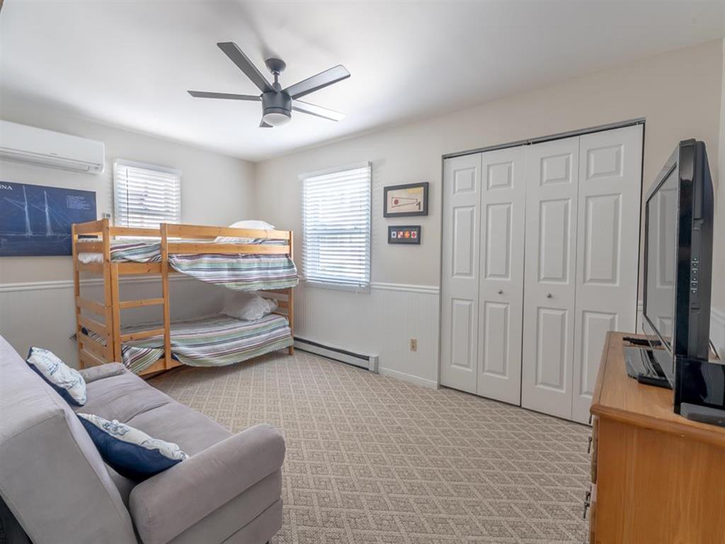 6609 Central Avenue, Sea Isle City (Center)