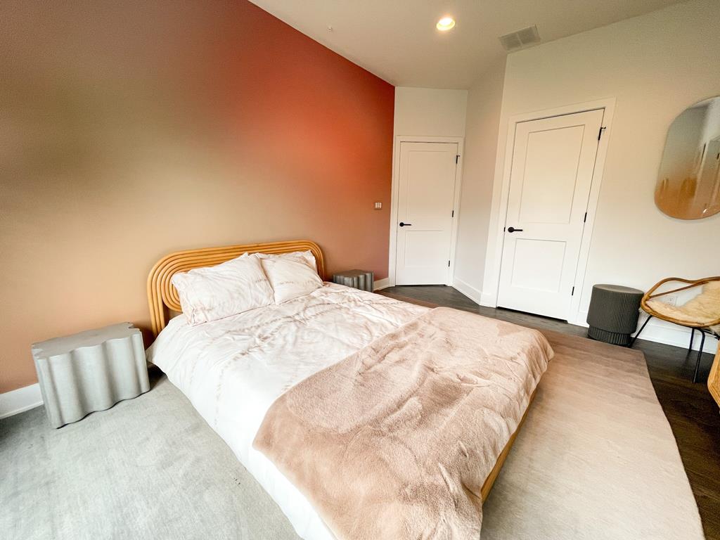 204 Coral Avenue | Photo 12