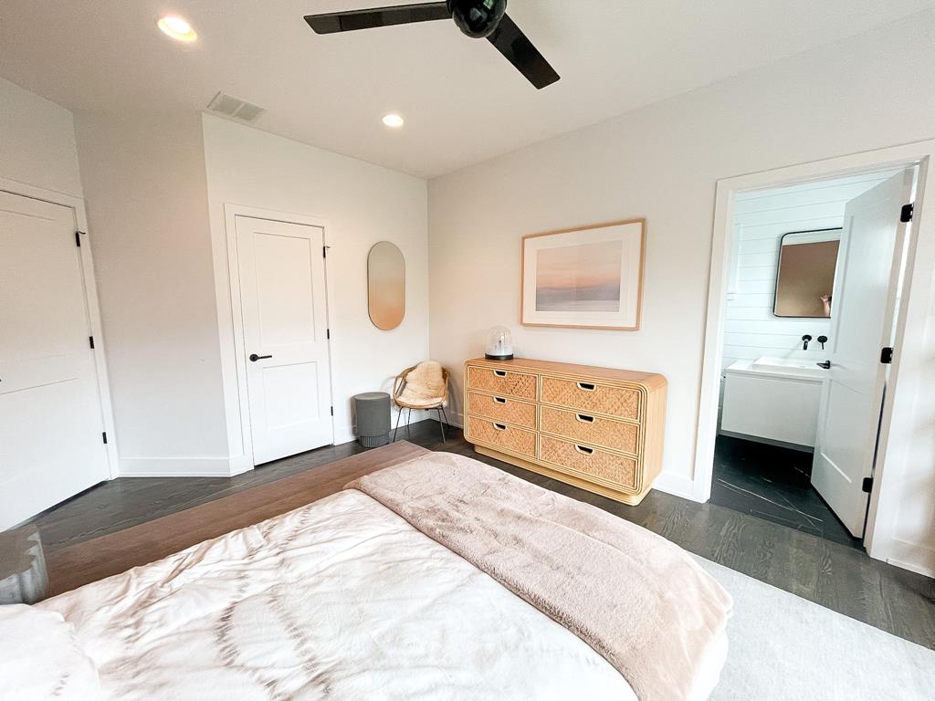 204 Coral Avenue | Photo 13