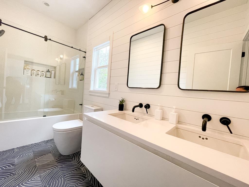204 Coral Avenue | Photo 16