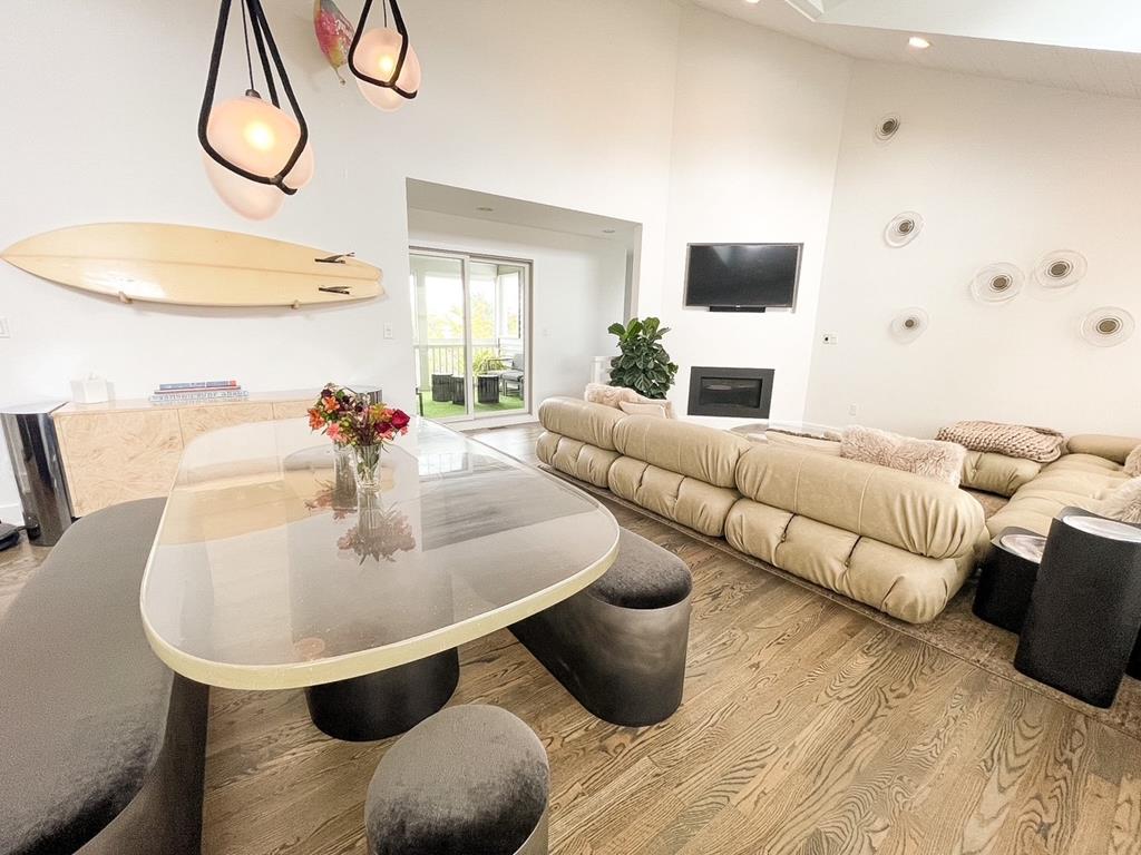 204 Coral Avenue | Photo 4
