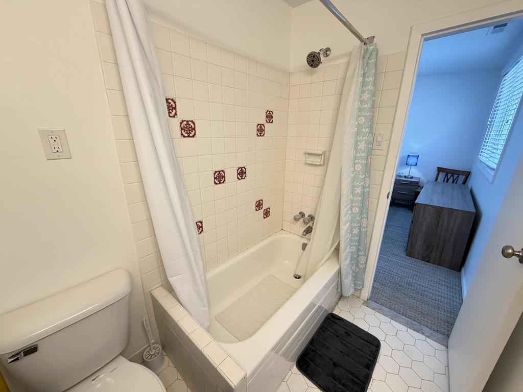 4114 Central Avenue - Picture 