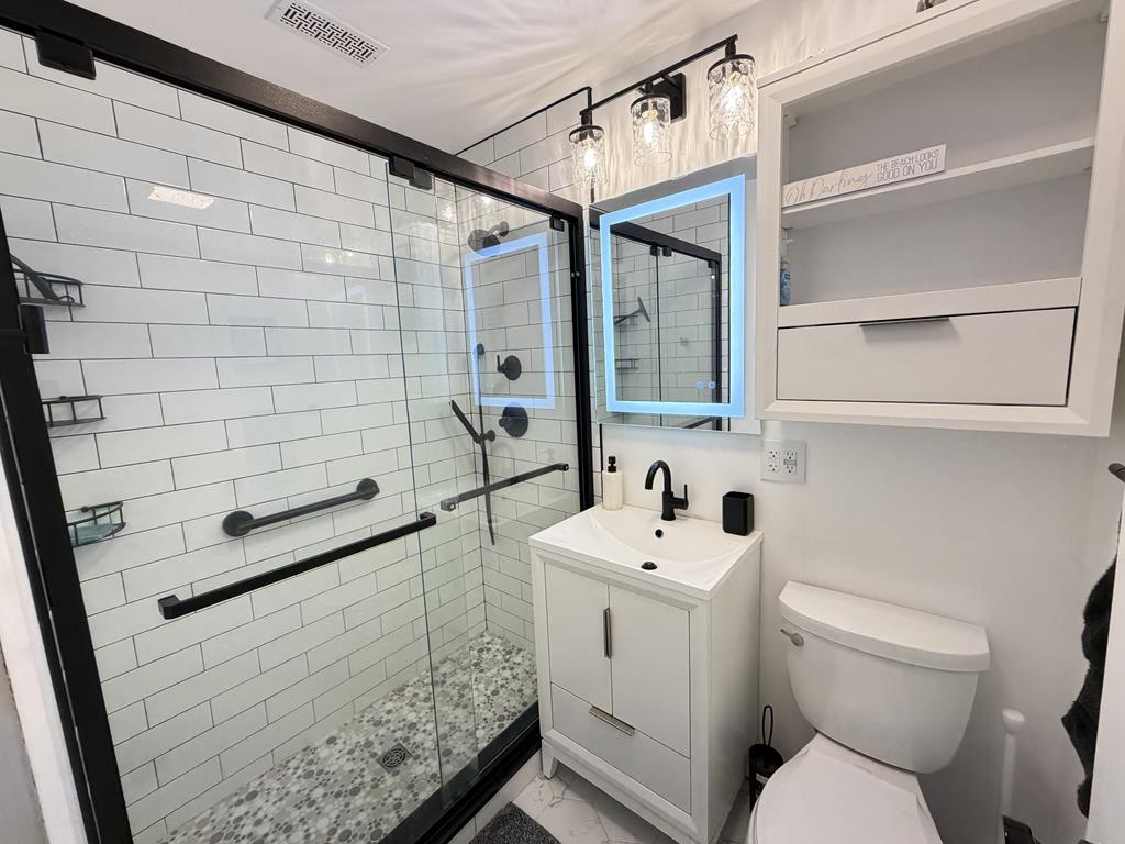 4114 Central Avenue - Picture 