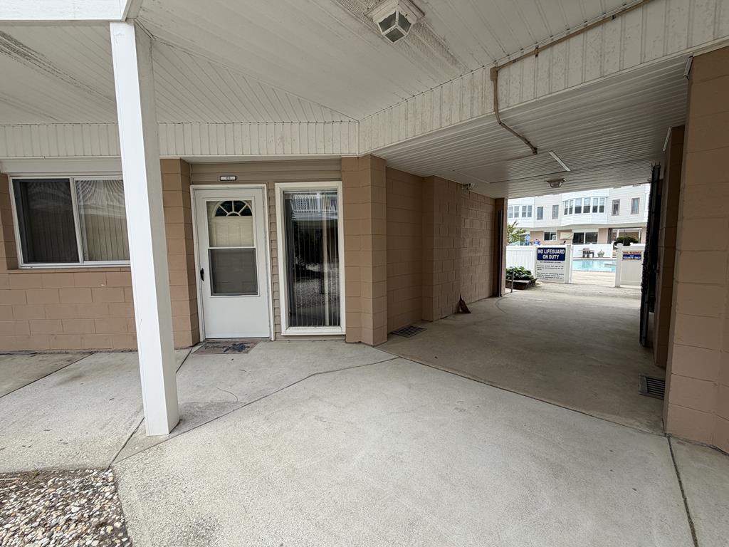 4114 Central Avenue - Picture 