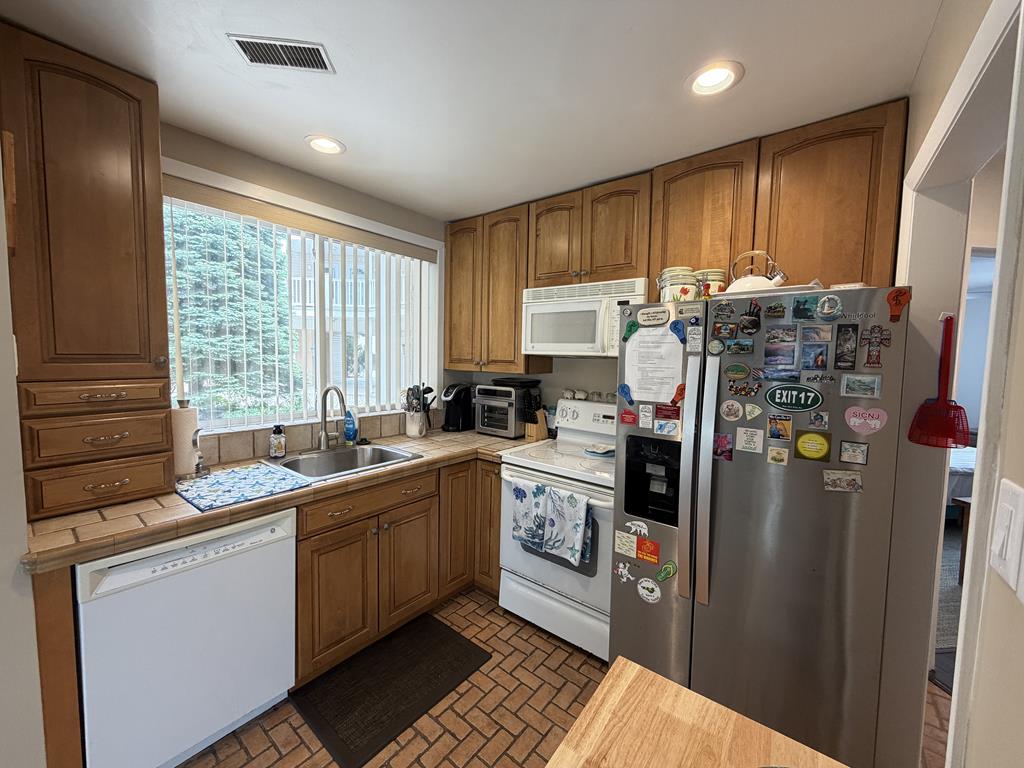 4114 Central Avenue - Picture 