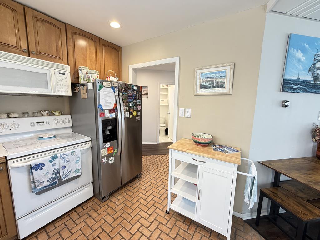 4114 Central Avenue - Picture 