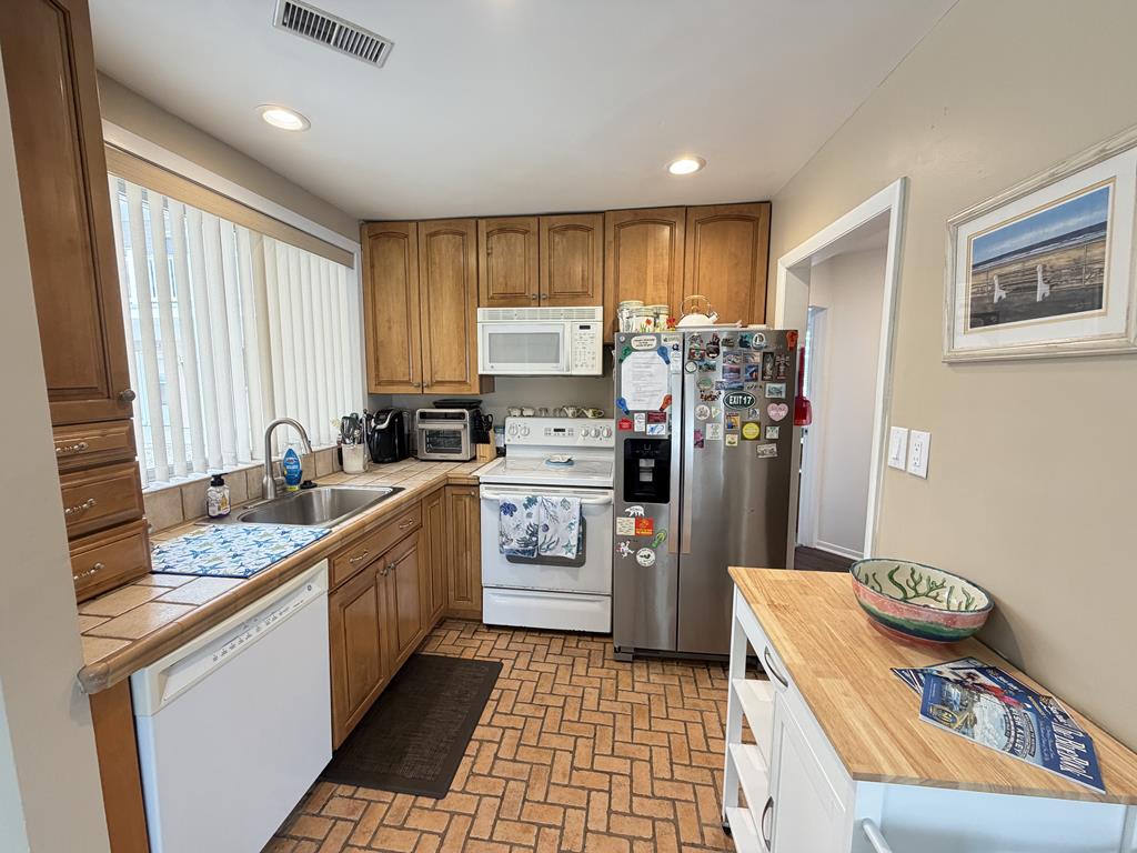 4114 Central Avenue - Picture 